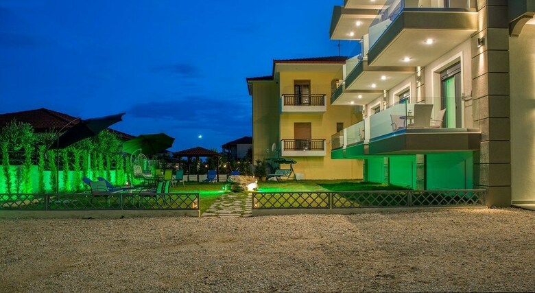 Hotel Grey House Apartments