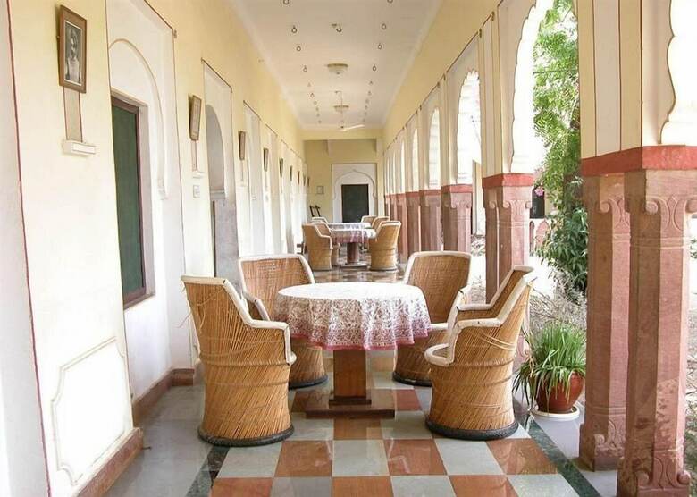 Hotel Bassi Fort Palace