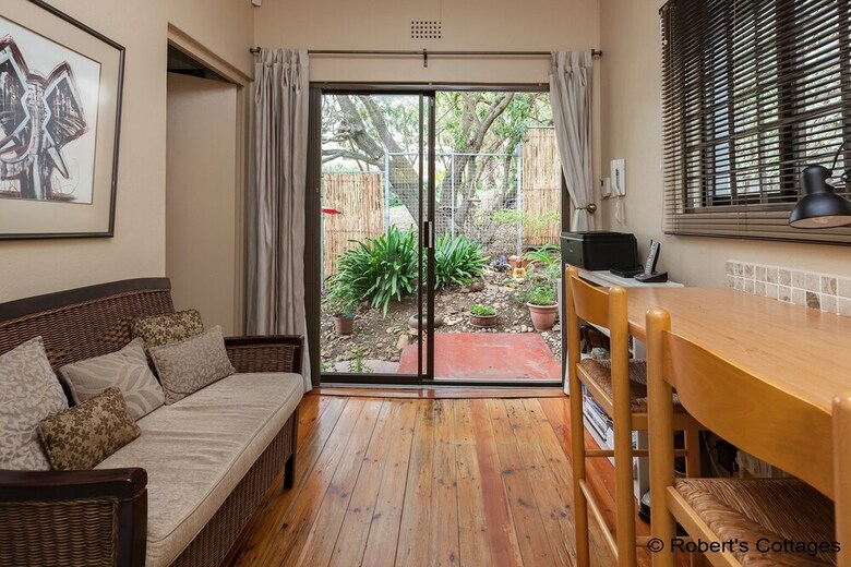 Apartamentos Robert's Cottages