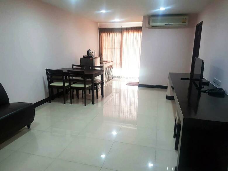 Hotel Mok Mek 72