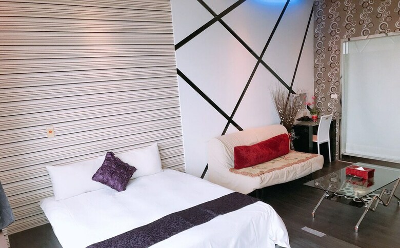 Hotel 85 Walk