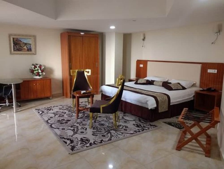 Hotel Al Mansour Palace