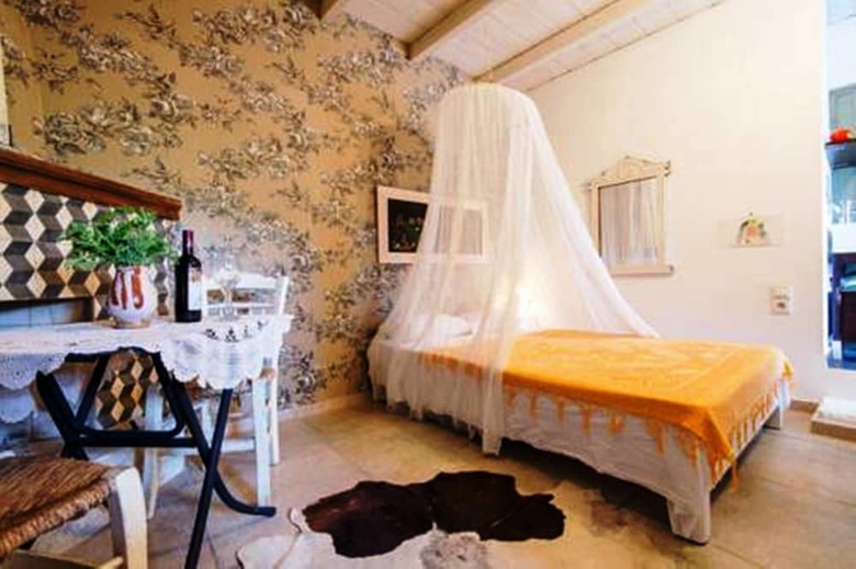 Pervola Petit Hotel