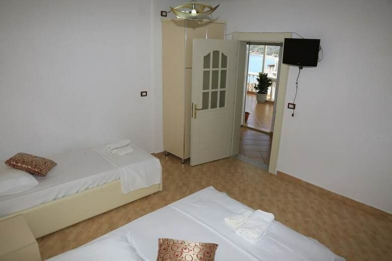 Hotel Qeparo Napolon Complex