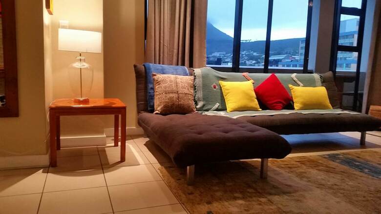 Aparthotel Cape Town Apartment With Balcony