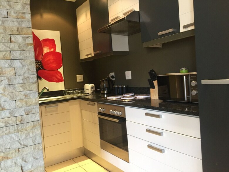 Aparthotel Cape Town Apartment With Balcony