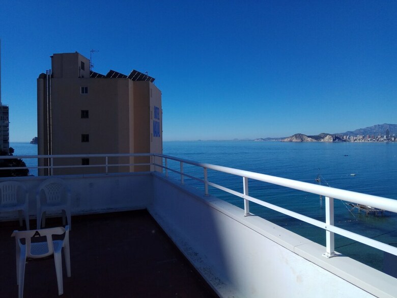 Apartment 1 Bedroom 90m Levante Beach