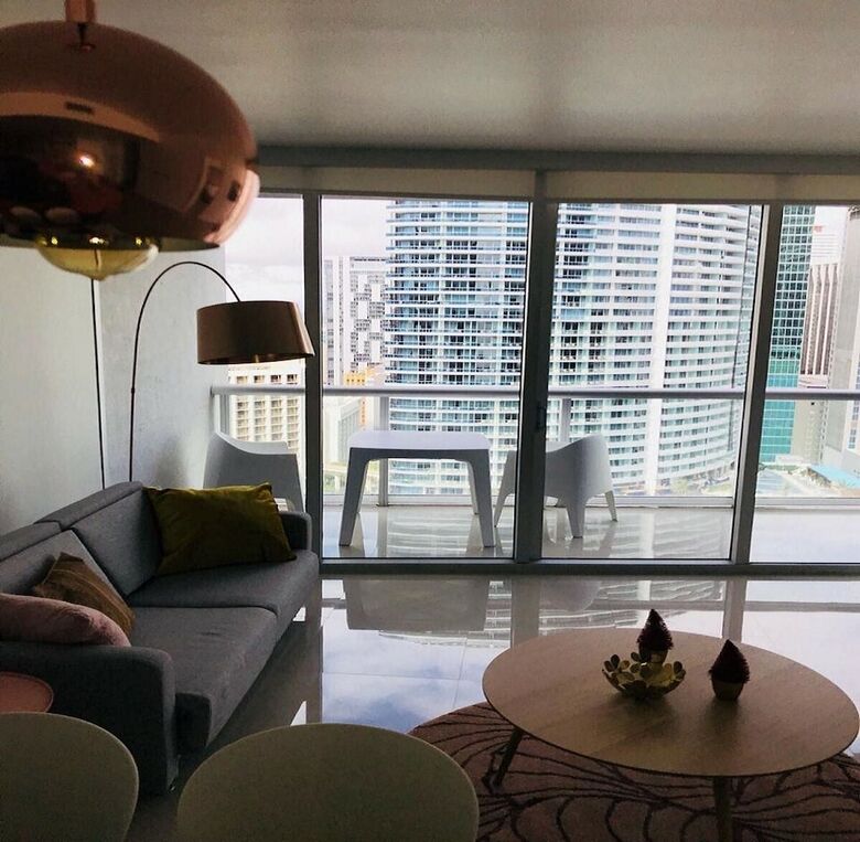 Icon Residences By Flashstay