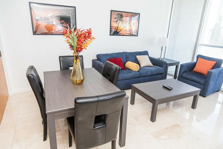 Icon Residences By Flashstay