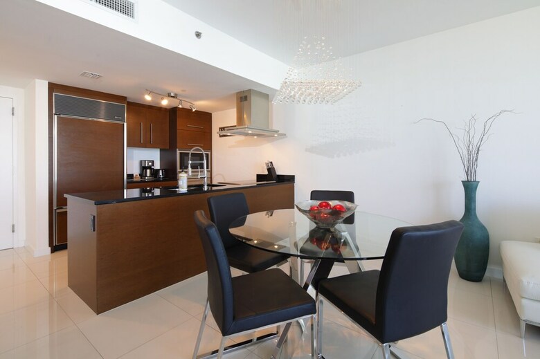 Icon Residences By Flashstay