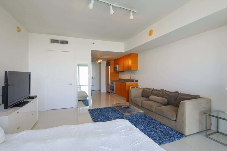 Icon Residences By Flashstay