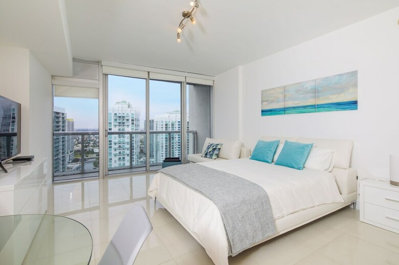 Icon Residences By Flashstay