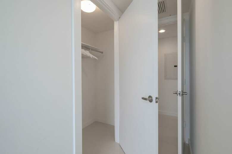 Icon Residences By Flashstay