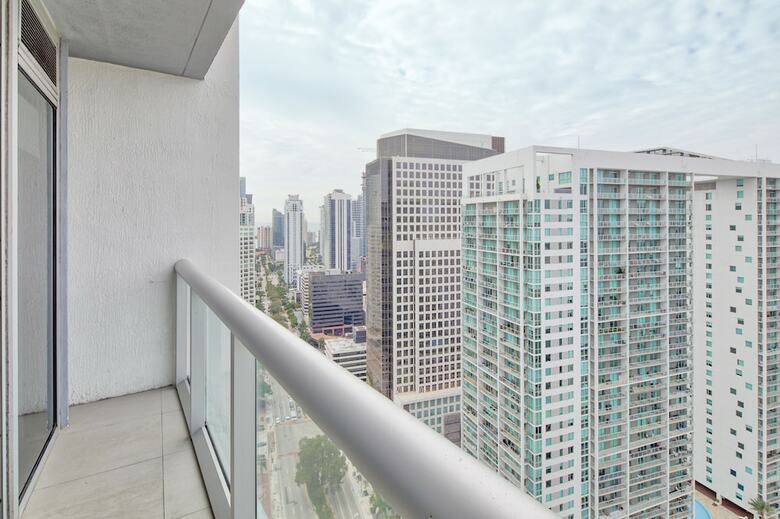Icon Residences By Flashstay