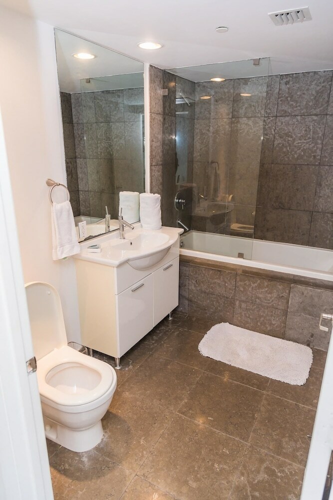 Icon Residences By Flashstay