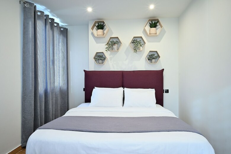Hotel The Athens Version Luxury Suites