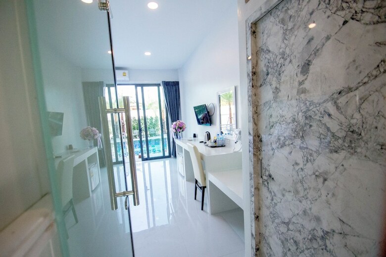 Hotel Baan Yamoo Ranong