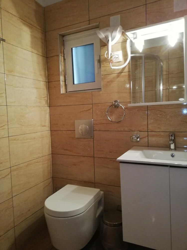 Apartamentos Spiros Rooms