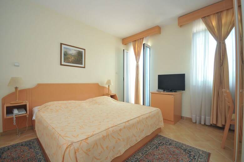 Hotel ?ajo