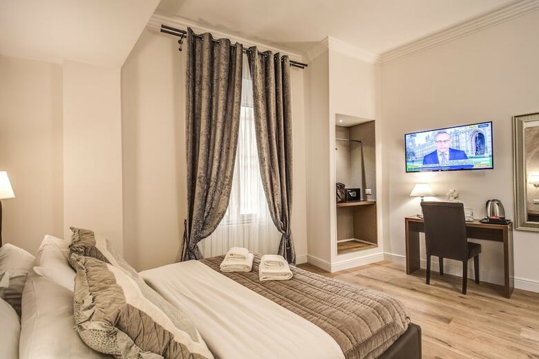 Hotel River Luxury Suites