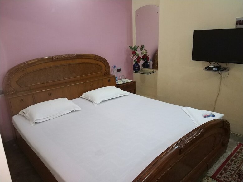 Hotel Royal Guest House