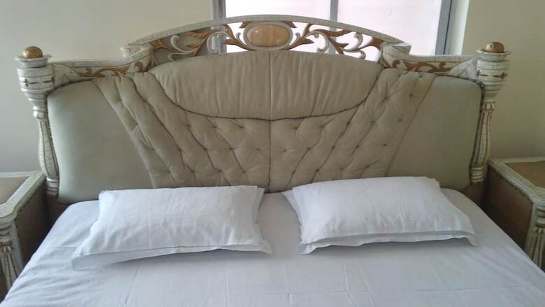 Hotel Royal Guest House
