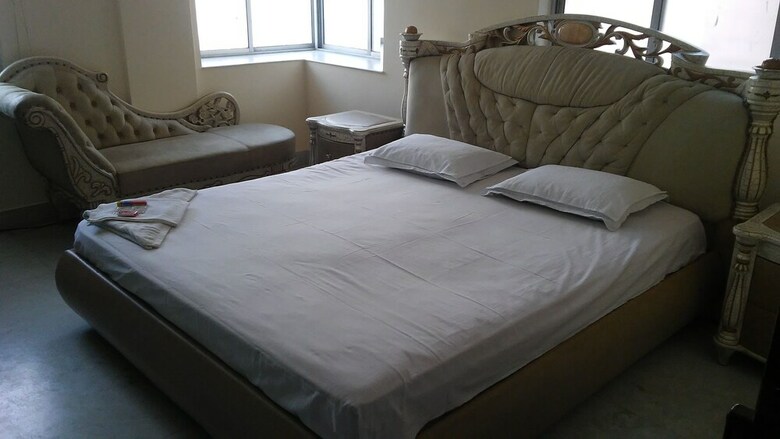 Hotel Royal Guest House