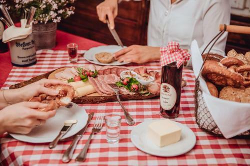 Hotel Und Restaurant We�ner Hof