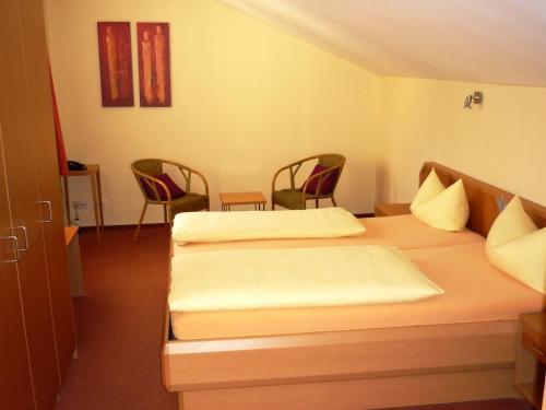 Hostal Pension Im Malerwinkel Kallm�nz