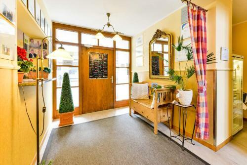 Hostal G�stehaus Am Turm