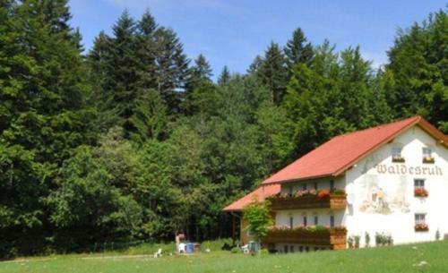 Hostal Pension Waldesruh