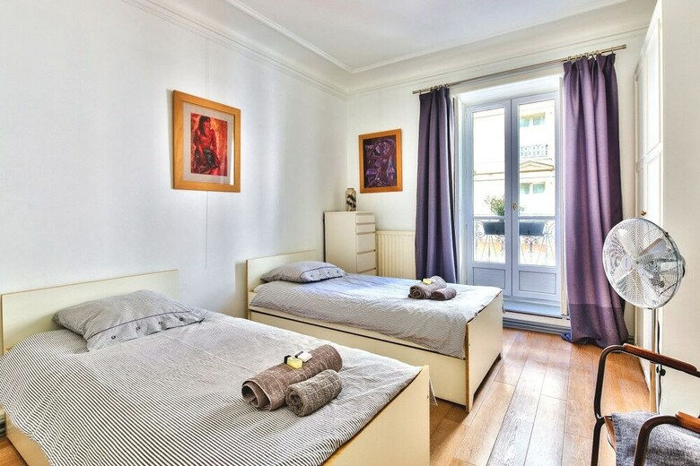 Apartamento Notre Dame - Typical Parisian Flat