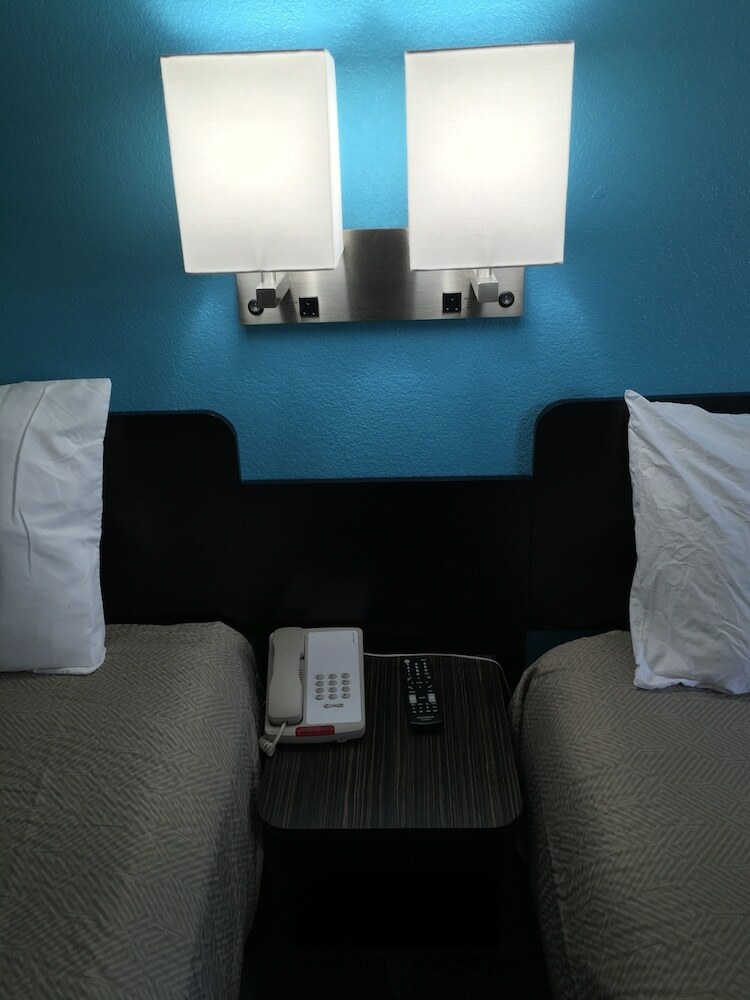 Motel 6 Prairie Du Chien Wi