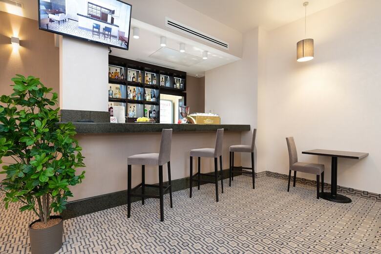 Armat Hotel
