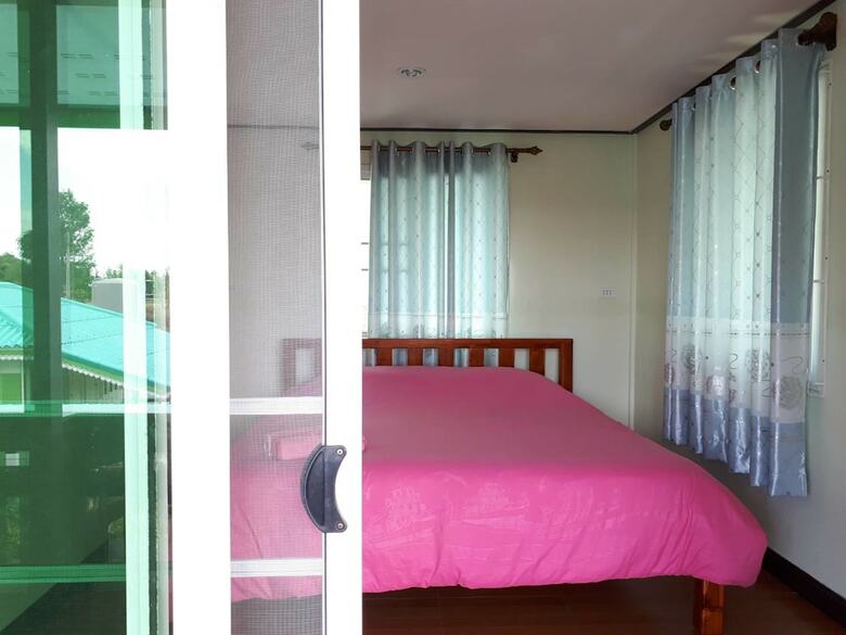 Hotel Baan Rairungsan