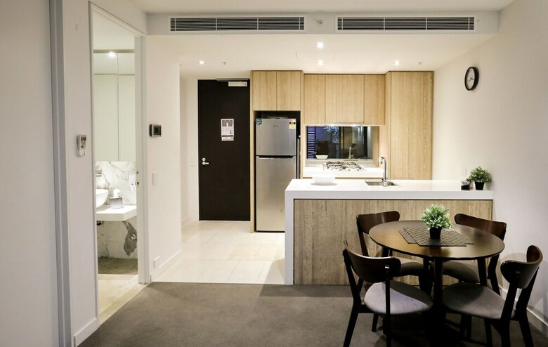 Flinders Street Apartments