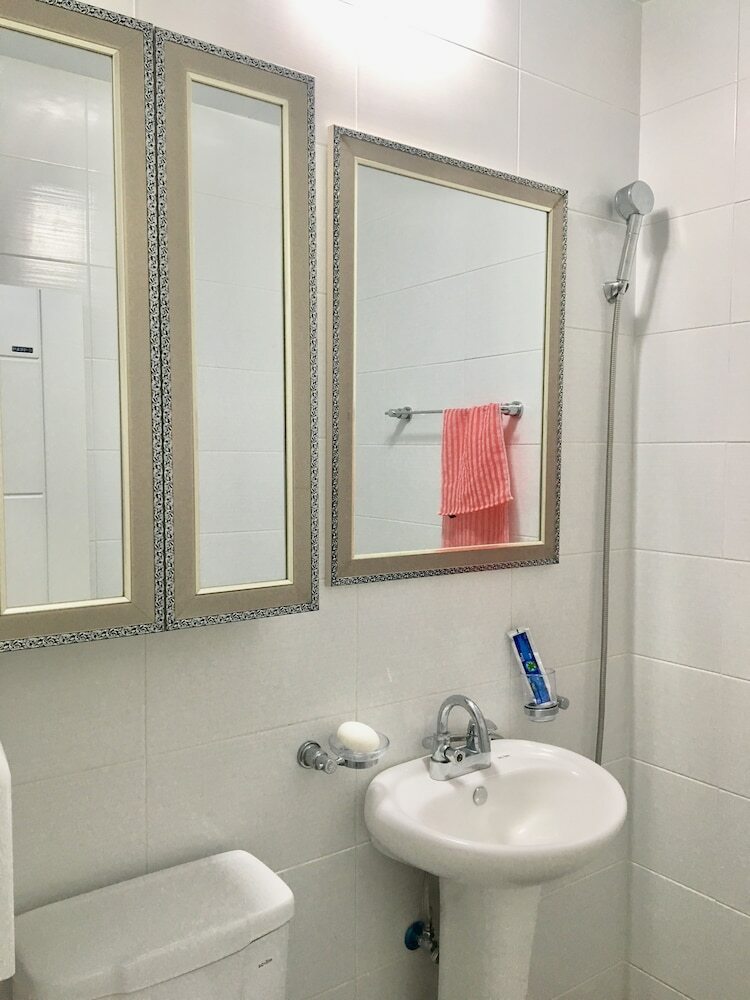 Hotel C Motel