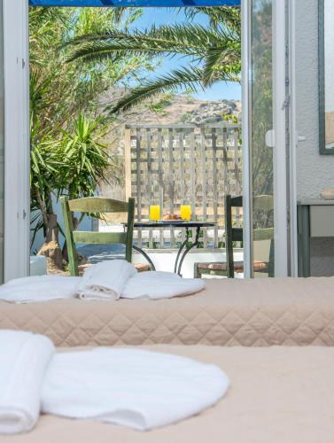 Hotel Syros Inn