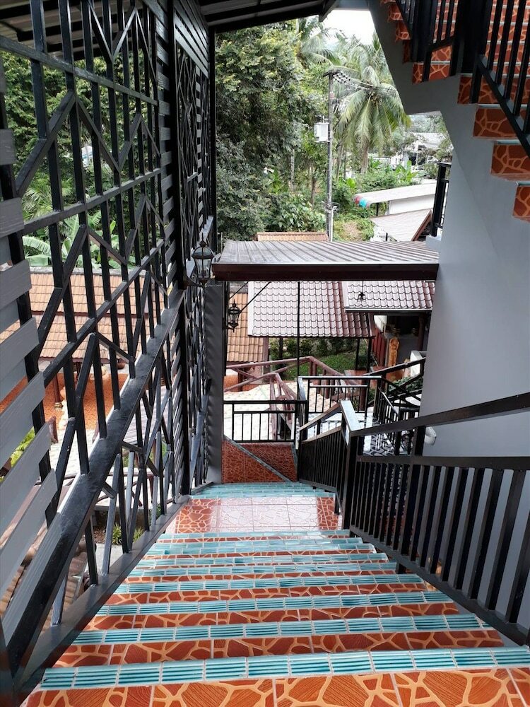 Hotel Grand Orchid Resort