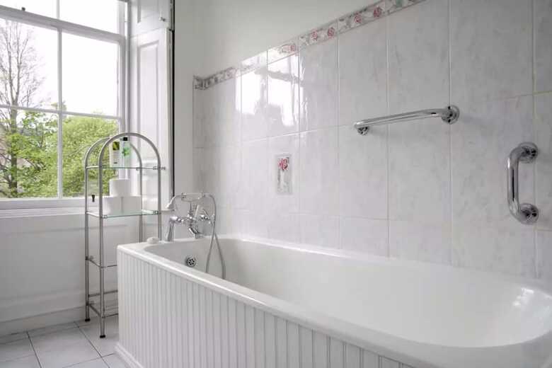 Apartamentos 3 Bedroom Flat In City Centre