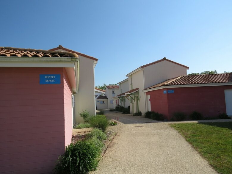 Hotel Les Vagues Bleues