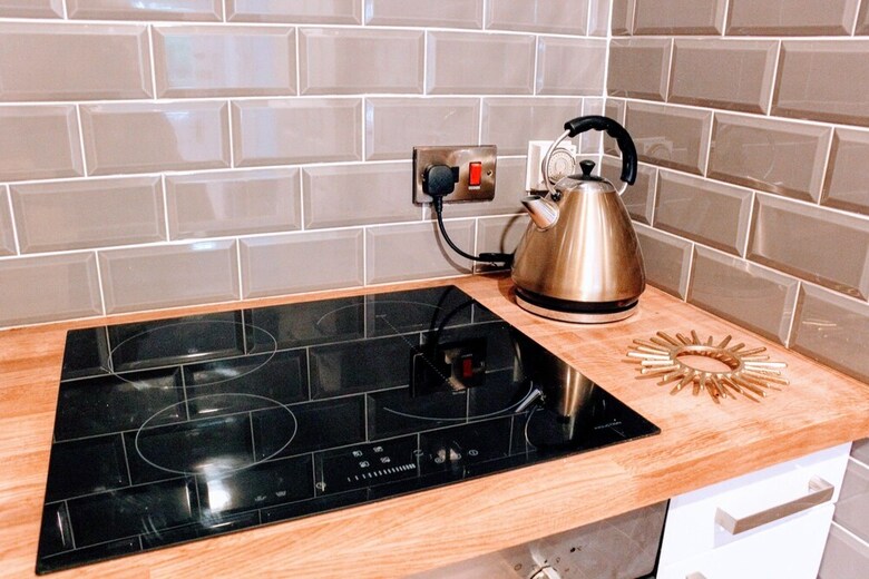 1 Bedroom Cottage Near Haymarket