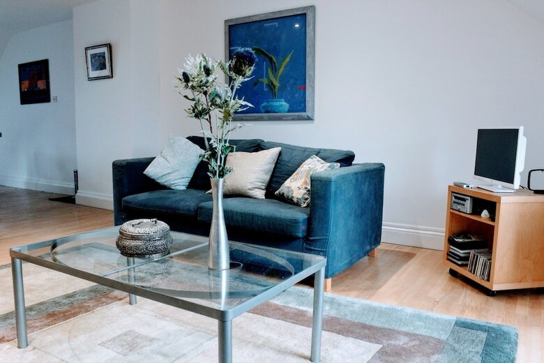 1 Bedroom Penthouse Apartment On Royal Mile
