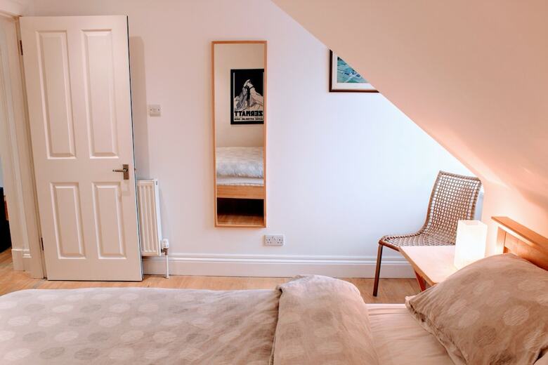 1 Bedroom Penthouse Apartment On Royal Mile