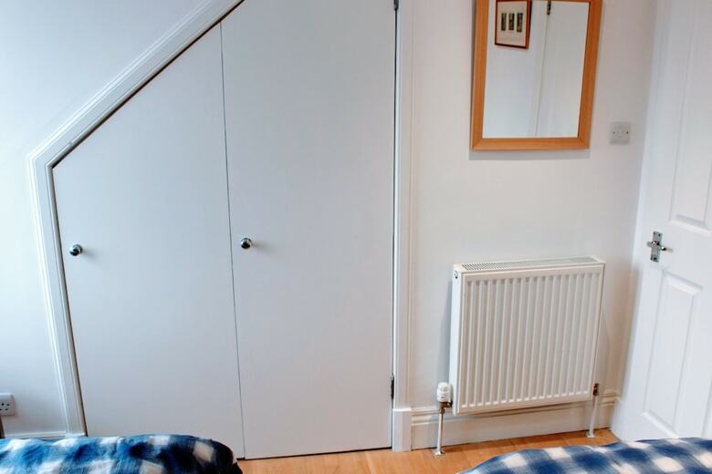 1 Bedroom Penthouse Apartment On Royal Mile