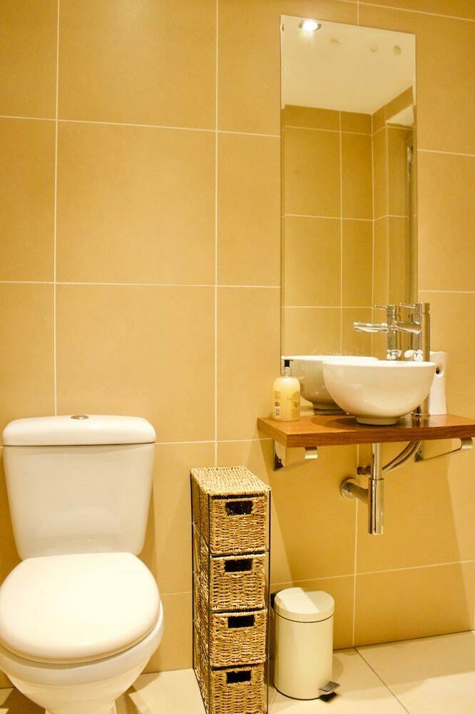 3 Bedroom House Near The City Centre