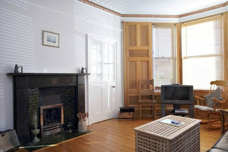 Apartamentos Central 2 Bedroom Flat With Garden