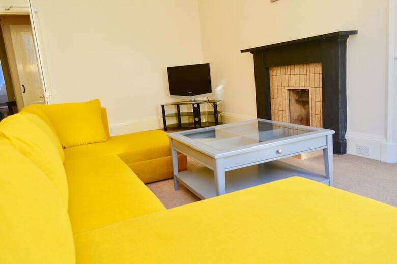 Apartamentos 3 Bedroom Bruntsfield Flat