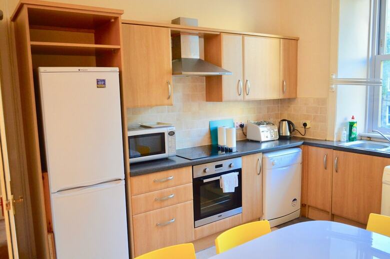 Apartamentos 3 Bedroom Bruntsfield Flat
