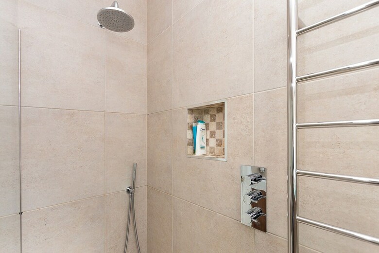 Two Bedroom House With Garden In Maida Vale